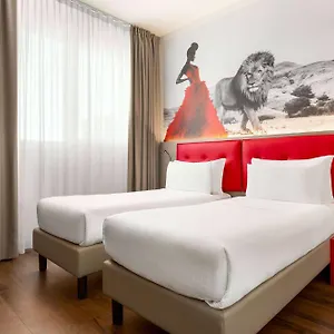 **** Otel Amedia Milan, Trademark Collection By Wyndham İtalya