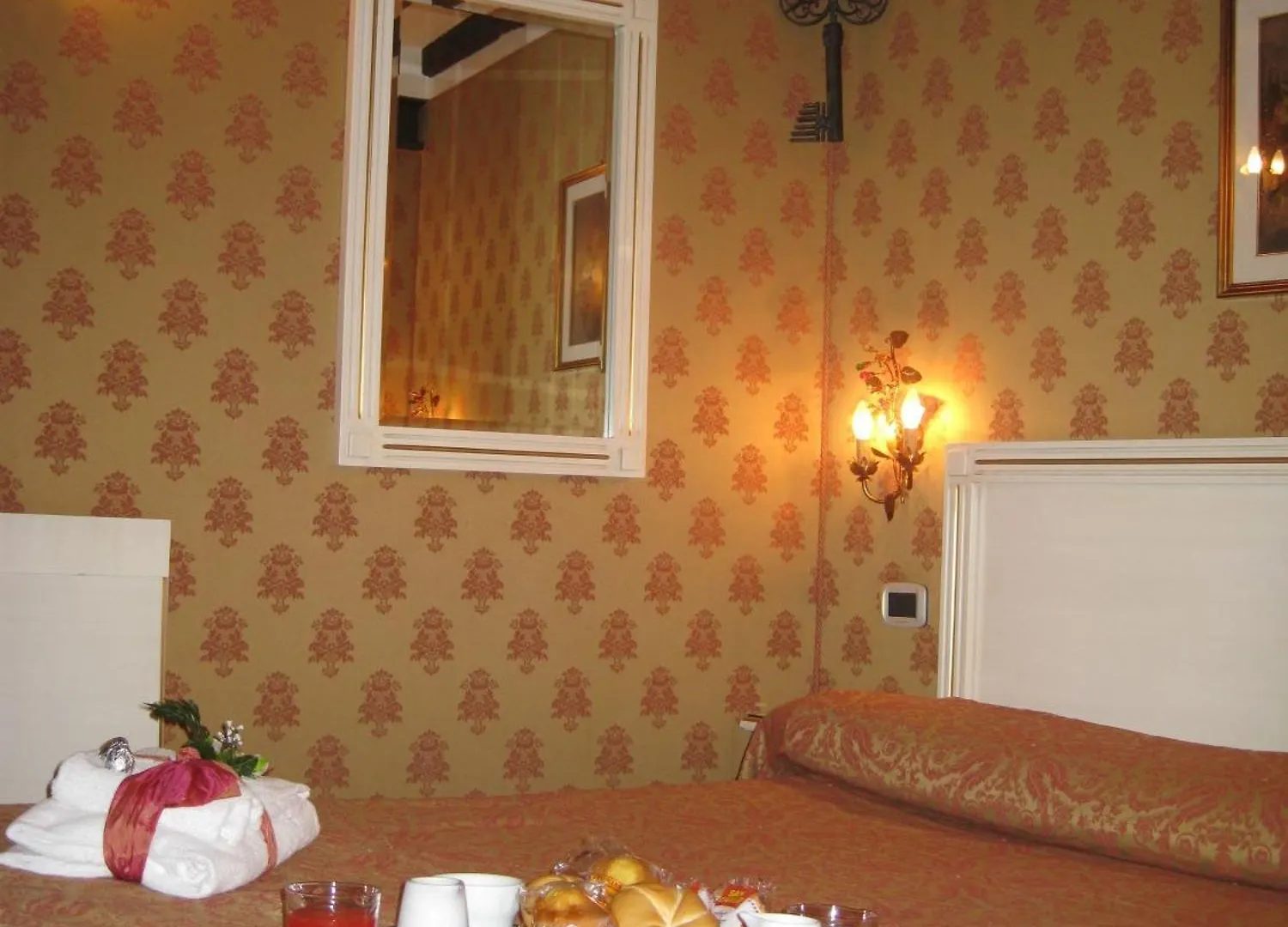 Ca' San Vio Bed and Breakfast Venecia 3*,  Italia