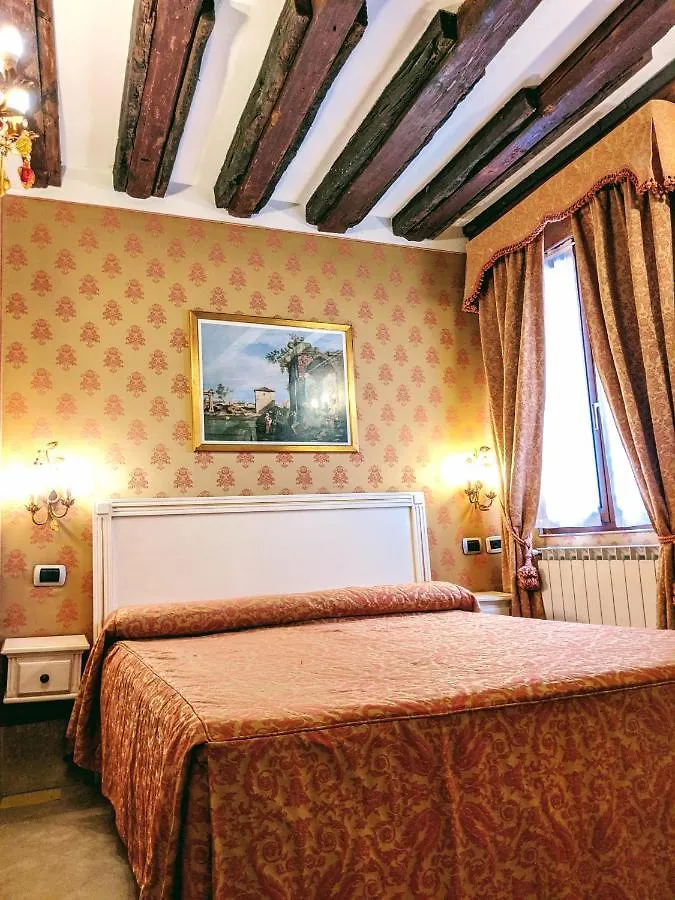 Bed and Breakfast Ca' San Vio Venezia 3*,  Italia